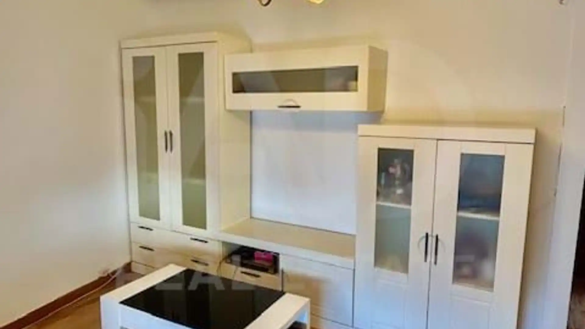 Sala d'estar de Pis en venda en León Capital  amb Calefacció