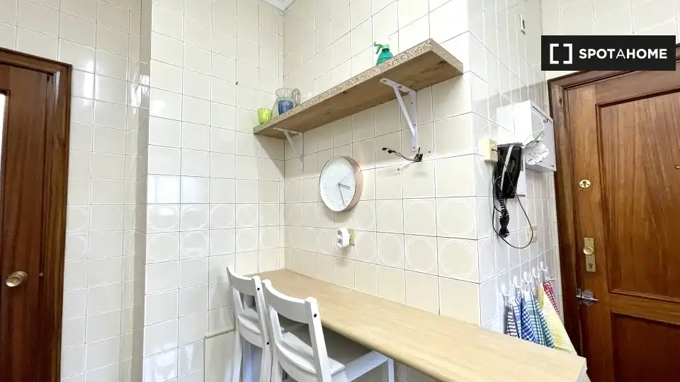 Cocina de Piso para compartir en Bilbao  con Aire acondicionado, Terraza y Amueblado