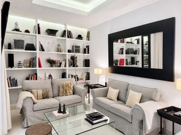 Flat with lift for sale in Calle del Monte Esquinza 9 Bajo Interior.