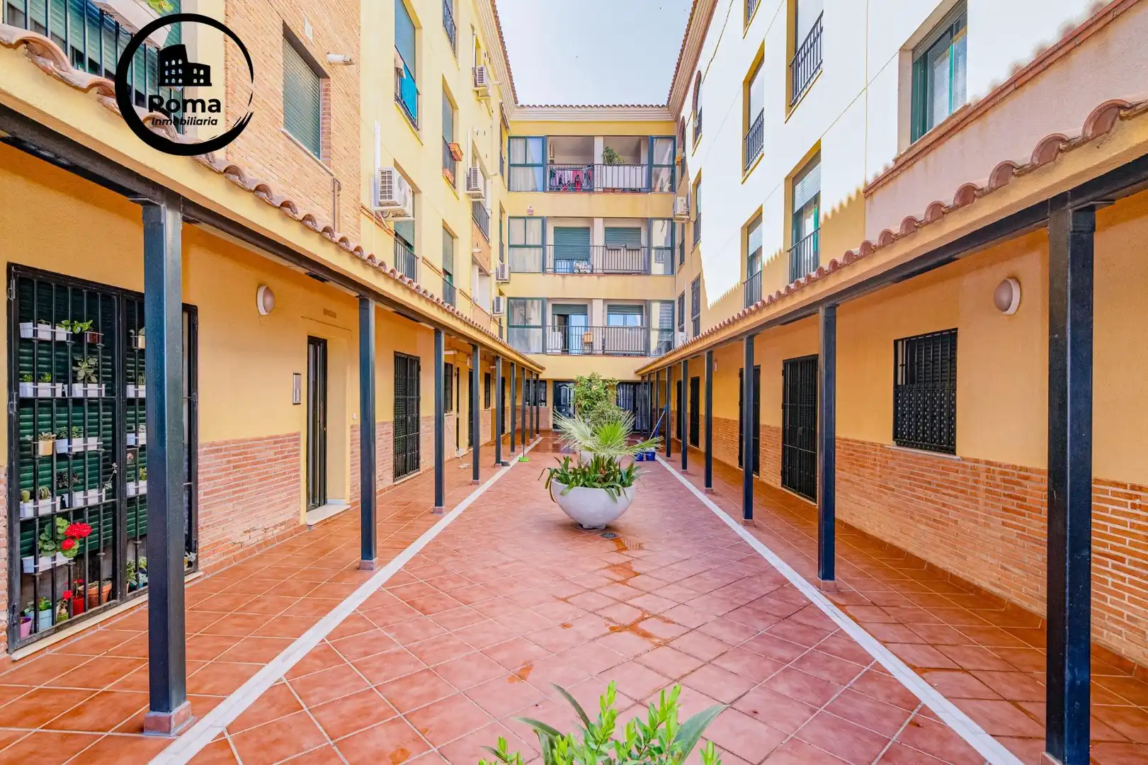 Exterior view of Attic for sale in Granada  with Heating, Terrace and Community pool