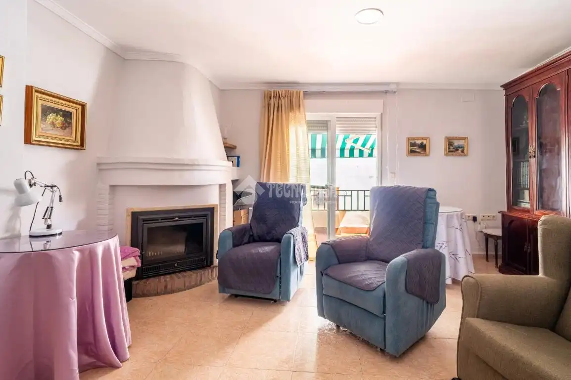 Wohnzimmer von Einfamilien-Reihenhaus zum Verkauf in Lanjarón mit Klimaanlage, Heizung und Terrasse