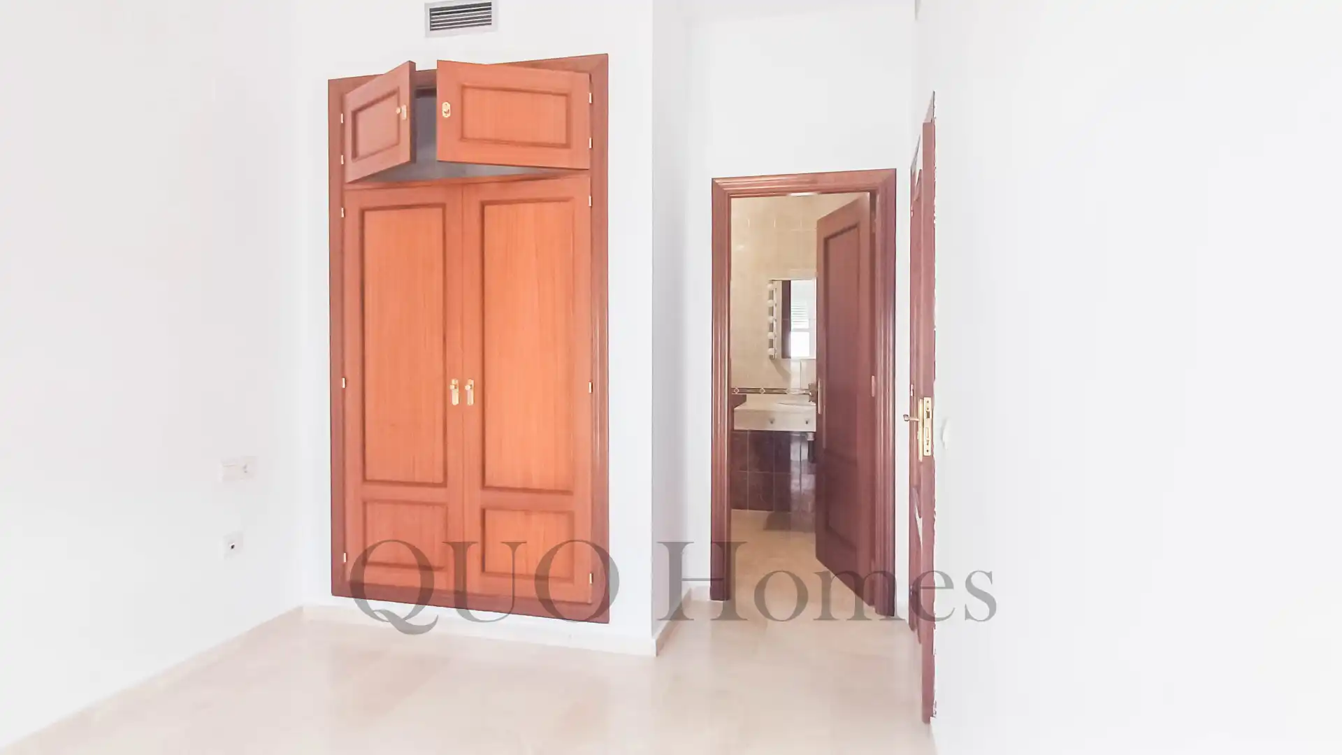 Flat for sale in Jerez de la Frontera  with Air Conditioner, Storage room and Balcony