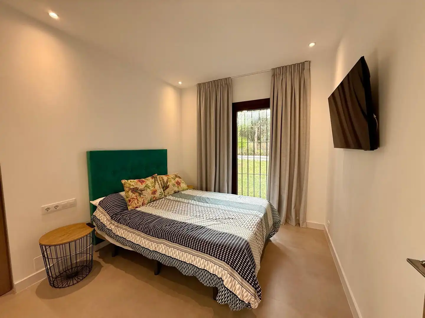 Home with pool for sale in Nueva Andalucía, imagen 5
