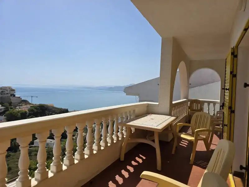 Chalet con piscina en venta en El Faro, imagen 3