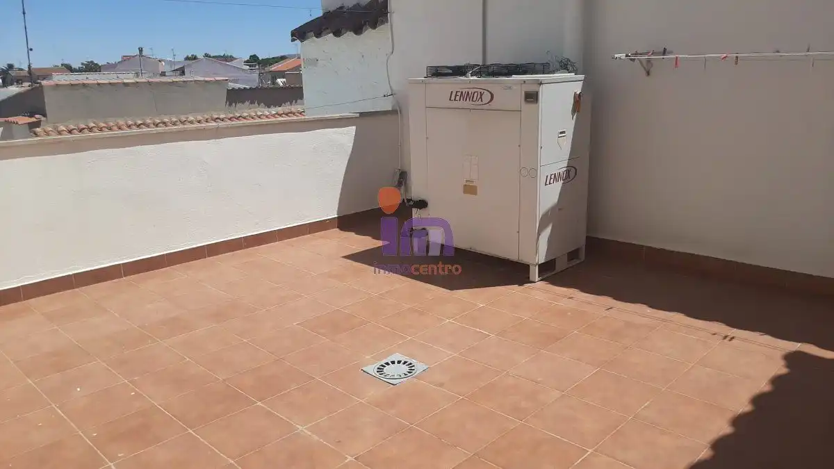 Terraza de Casa o chalet en venta en Valdepeñas con Aire acondicionado, Calefacción y Jardín privado