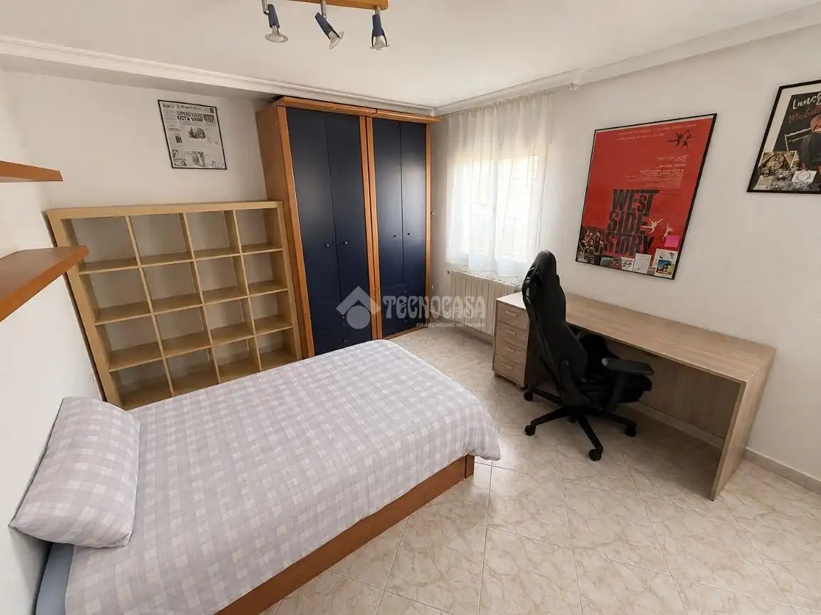 Habitación de Piso en venta en Madrid con Aire acondicionado y Calefacción