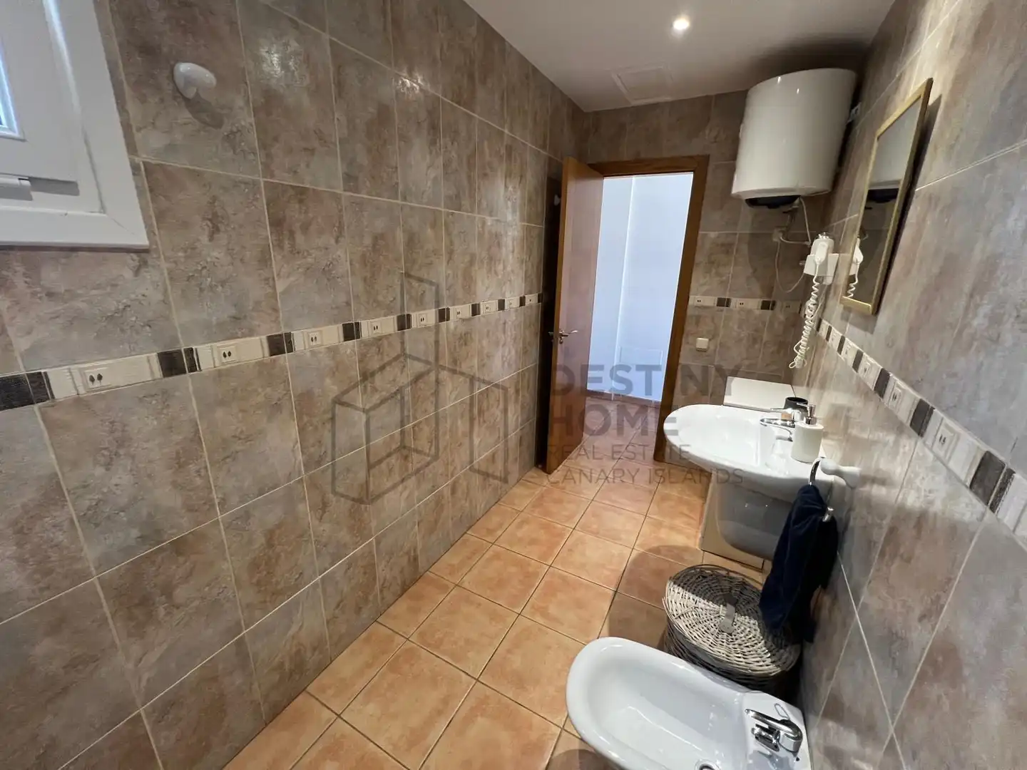 Badezimmer von Wohnungen zum Verkauf in La Oliva mit Abstellraum, Möbliert und Gemeinschaftspool