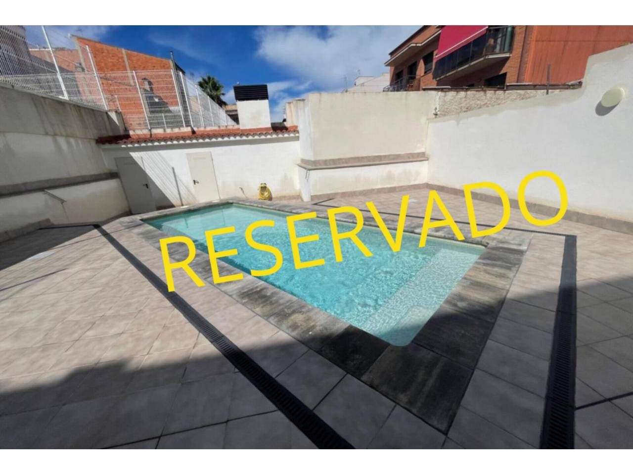 Piscina de Pis en venda en Granollers amb Aire condicionat, Calefacció i Parquet