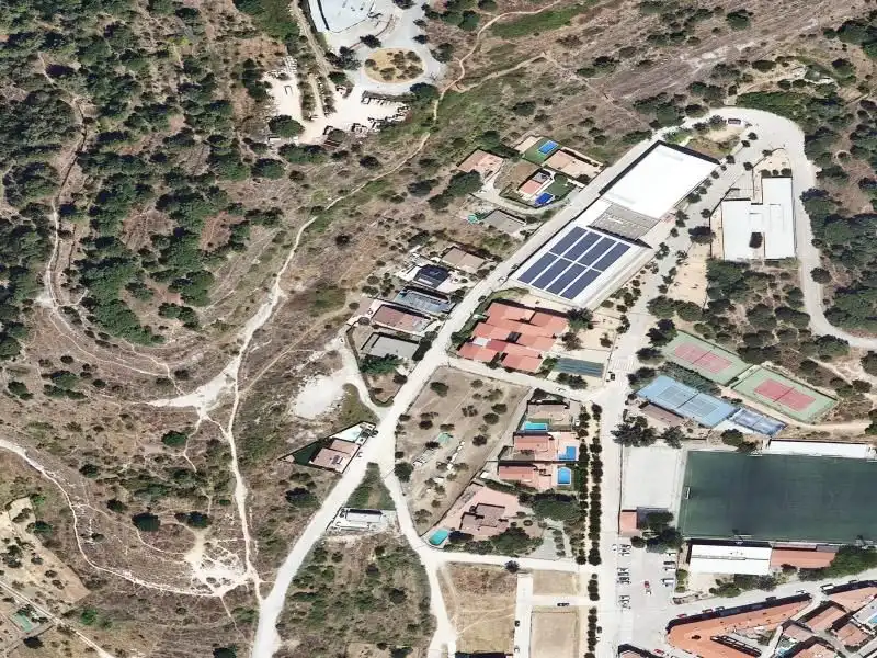 Appartamento in vendita a Calle Ronda dels Esports, imagen 2