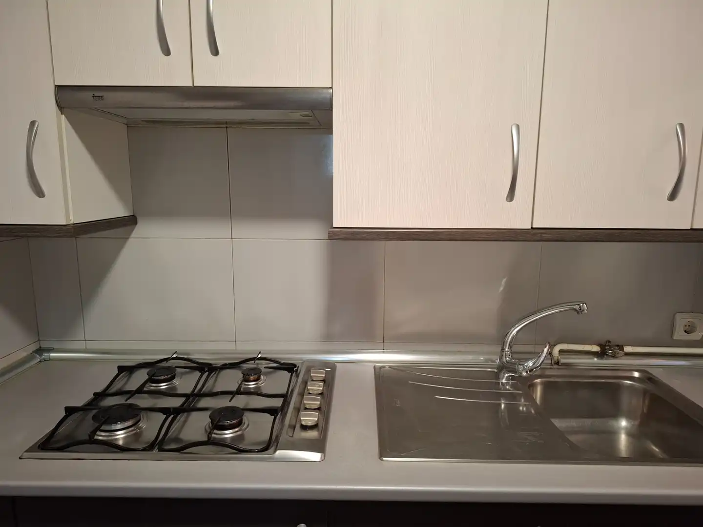 Cocina de Piso en venta en El Torreón - Los Ángeles - El Pilar