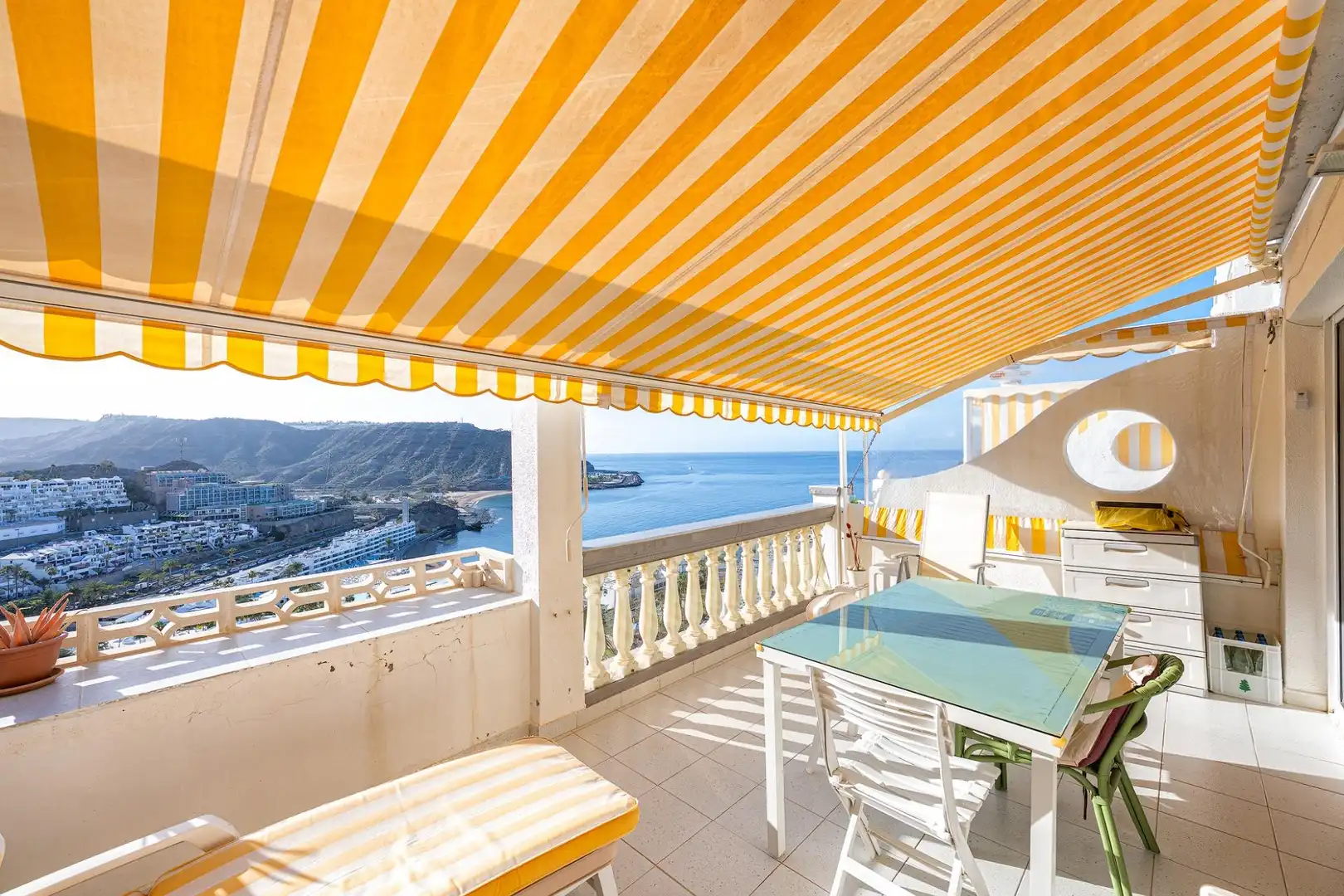 Terraza de Apartamento en venta en Mogán con Aire acondicionado, Terraza y Amueblado
