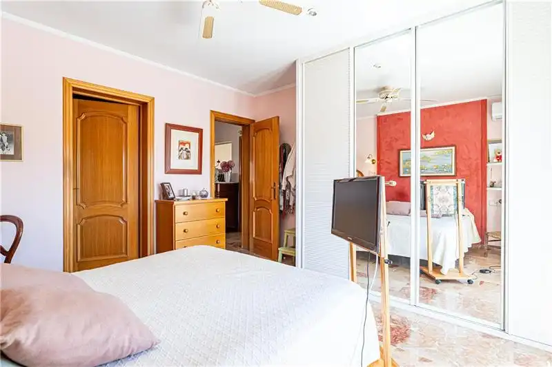 Dormitori de Casa adosada en venda en  Palma de Mallorca amb Aire condicionat, Jardí privat i Terrassa