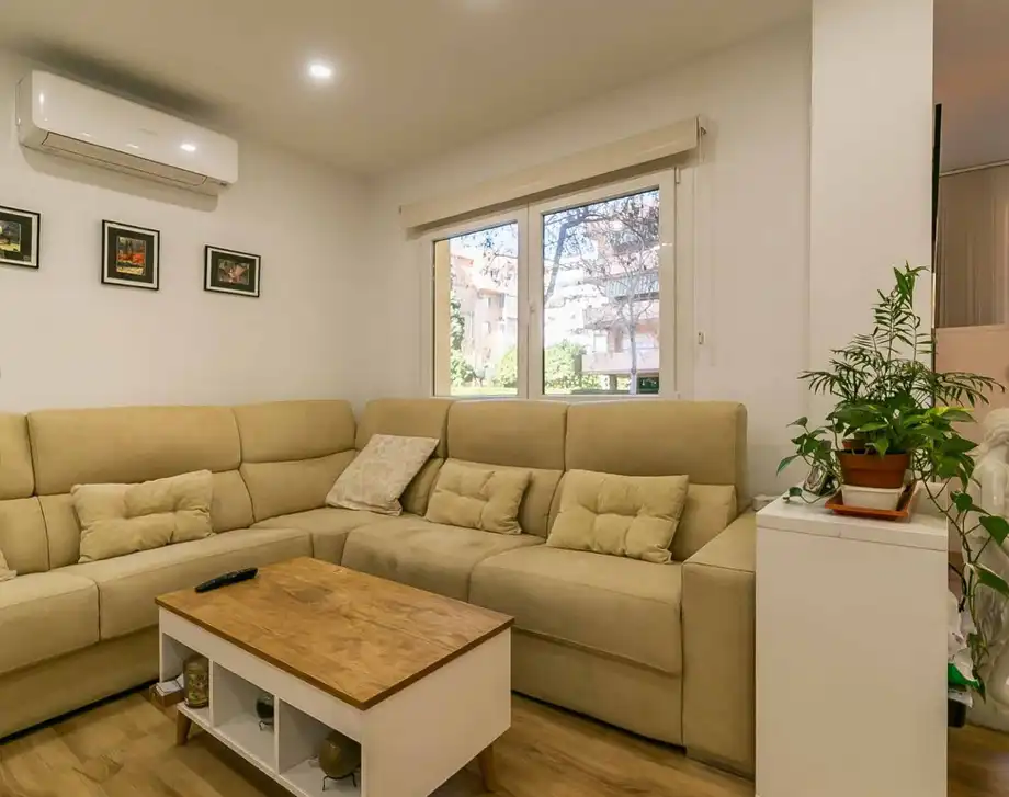 Wohnzimmer von Wohnung zum Verkauf in Fuengirola mit Möbliert, Ofen und Waschmaschine