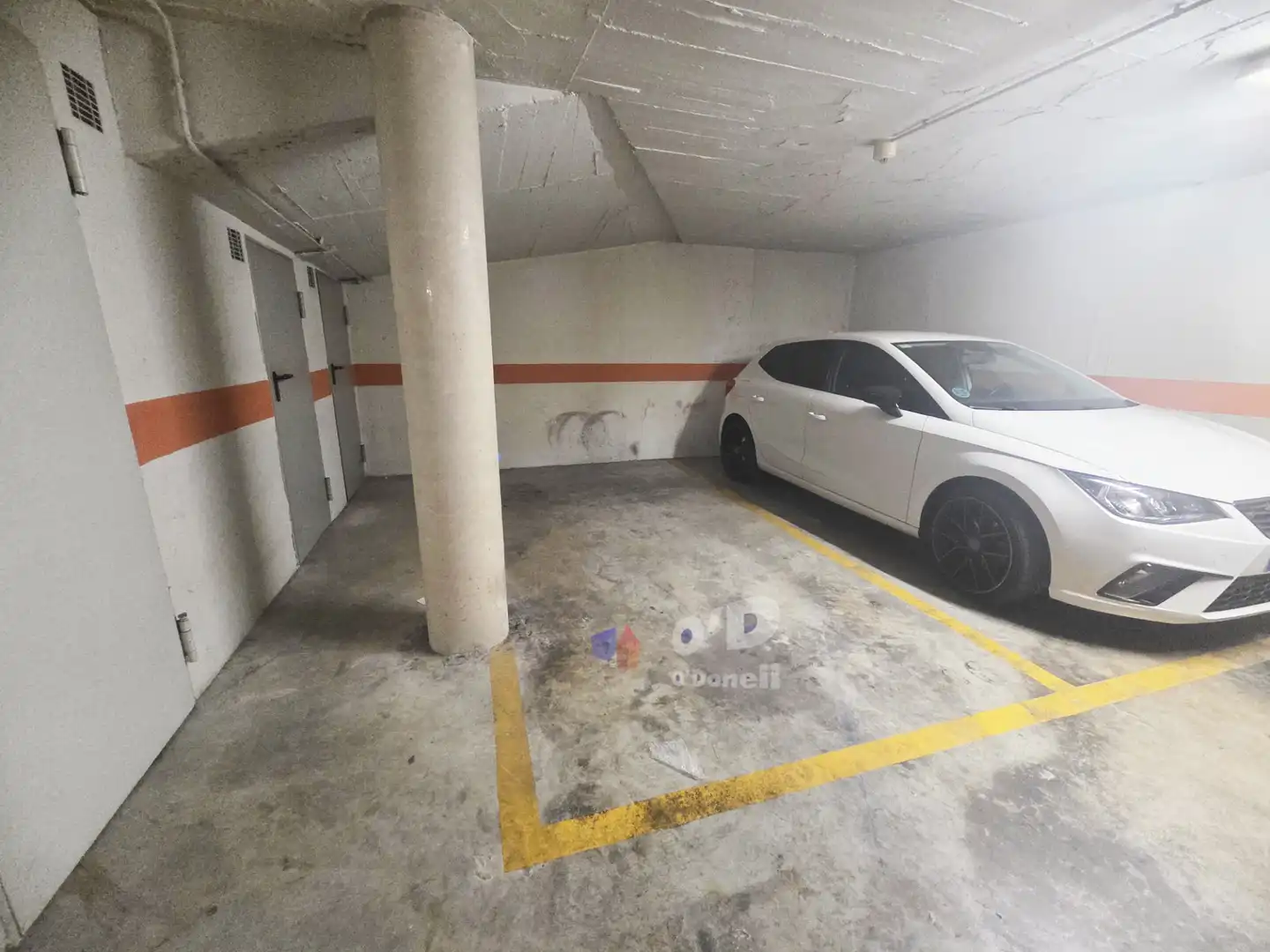 Garage zur Miete in Centre