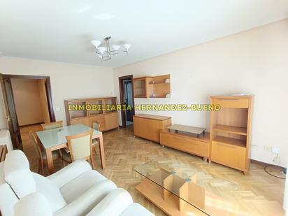 Living room of Flat for sale in Salamanca Capital  with Air Conditioner and Terrace