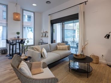 Rez-de-chaussée neuf avec balcon à vendre à Carrer dels Pellaires