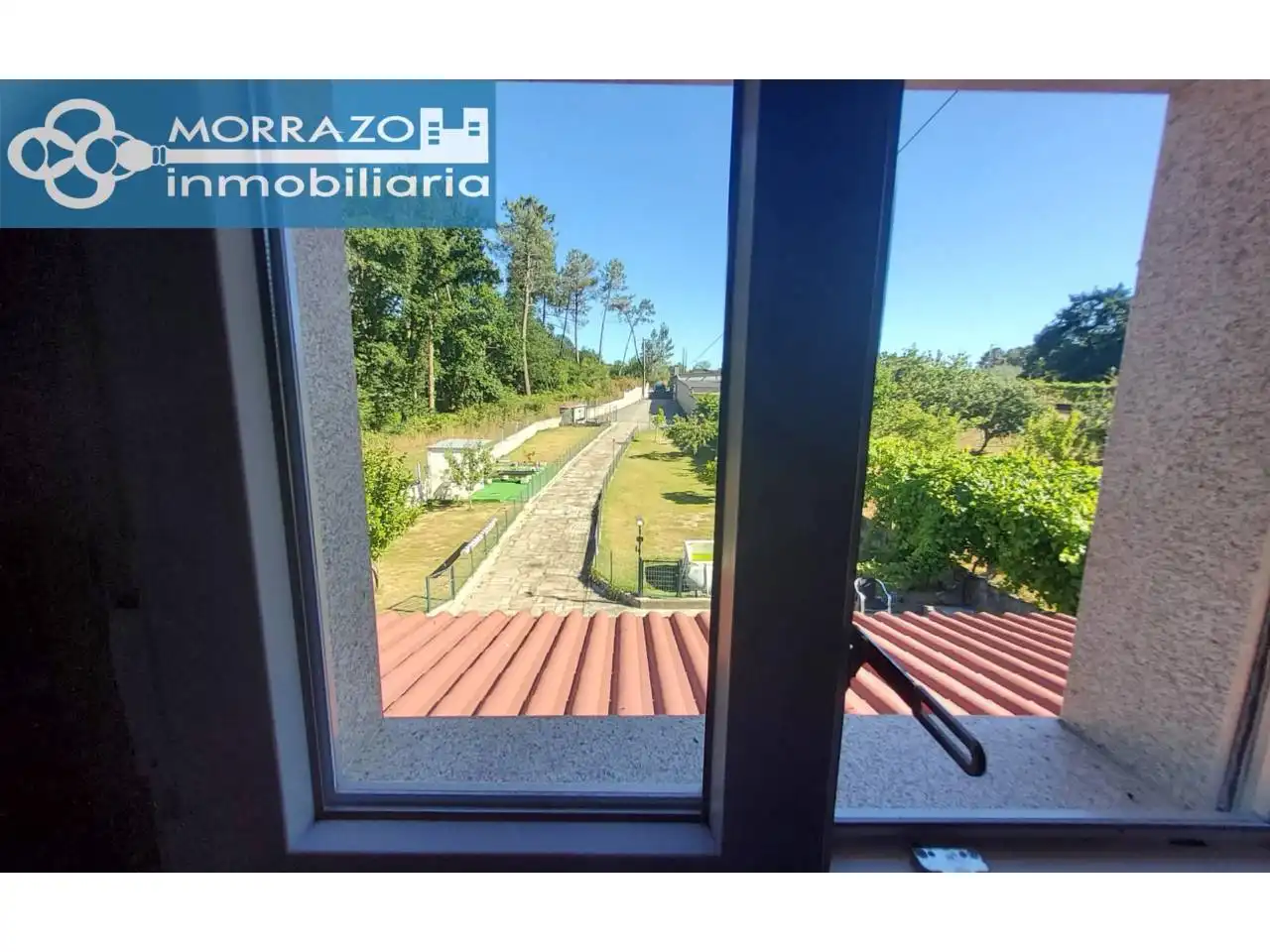 Vista exterior de Casa o chalet en venta en A Estrada  con Aire acondicionado, Piscina y Amueblado