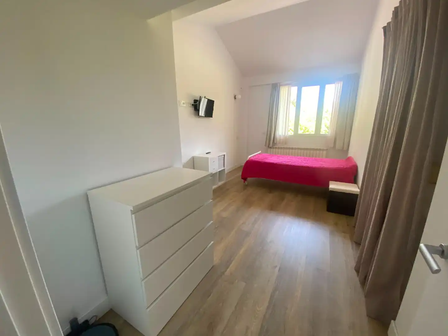 Bedroom of Houses for sale in Castro-Urdiales  with Heating, Private garden and Parquet flooring