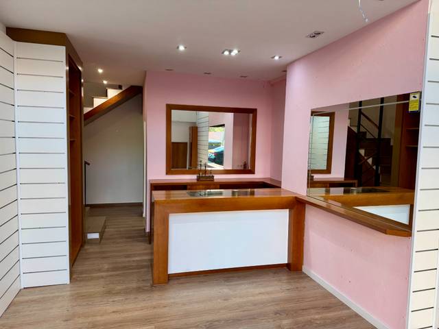 Local comercial en Alquiler en Carrer de la Indústria en Sagrada Família