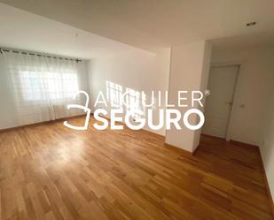 Bedroom of Flat to rent in Boadilla del Monte  with Heating