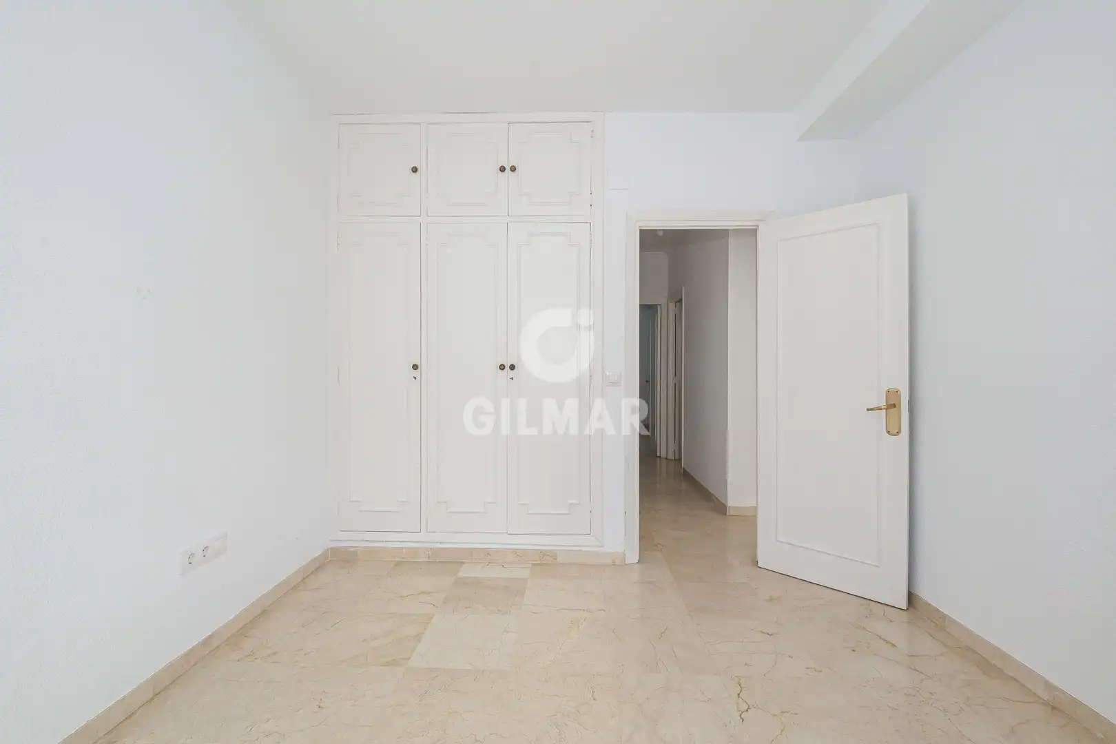 Habitación de Piso en venta en Sevilla con Calefacción