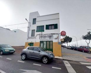 Vista exterior de Dúplex en venda en Arrecife amb Terrassa i Moblat