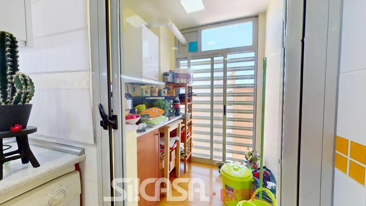 Cocina de Ático en venta en Parla con Aire acondicionado, Calefacción y Terraza