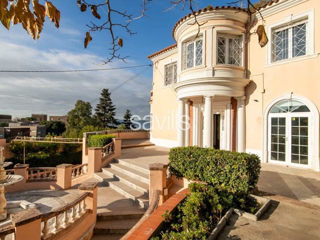 Exterior view of House or chalet for sale in Sant Just Desvern