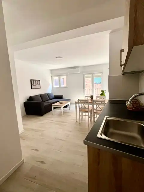 Sala d'estar de Apartament en venda en Coslada amb Aire condicionat, Calefacció i Moblat