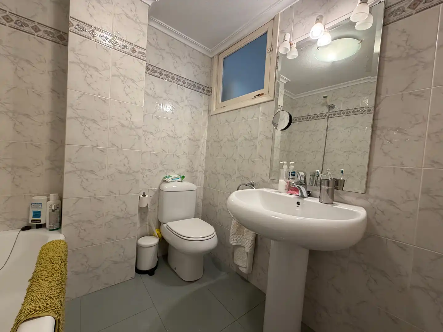 Baño de Piso en venta en Santa Pola con Terraza y Amueblado