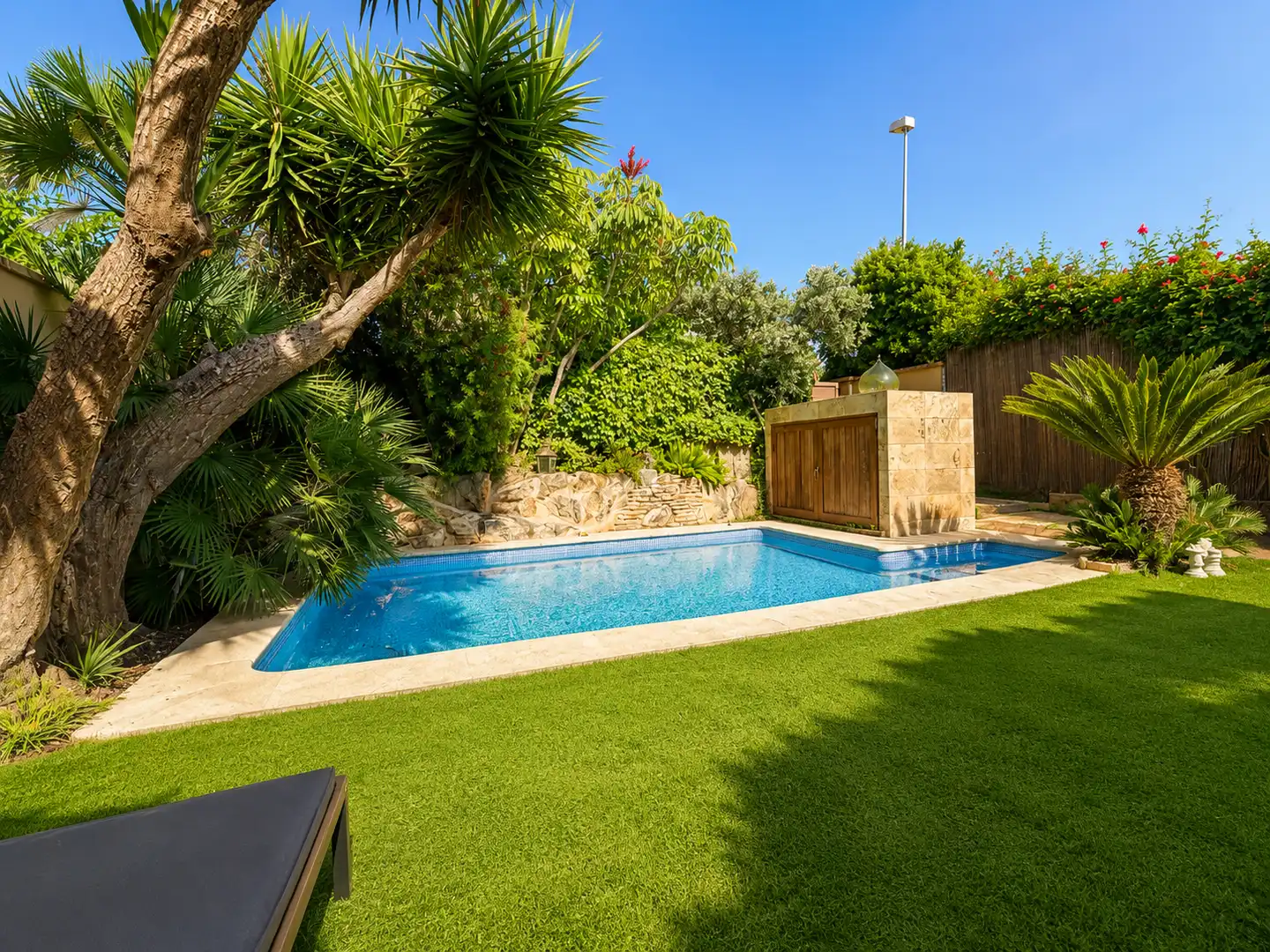 Swimming pool of Detached homes for sale in Mutxamel  with Air Conditioner, Heating and Private garden