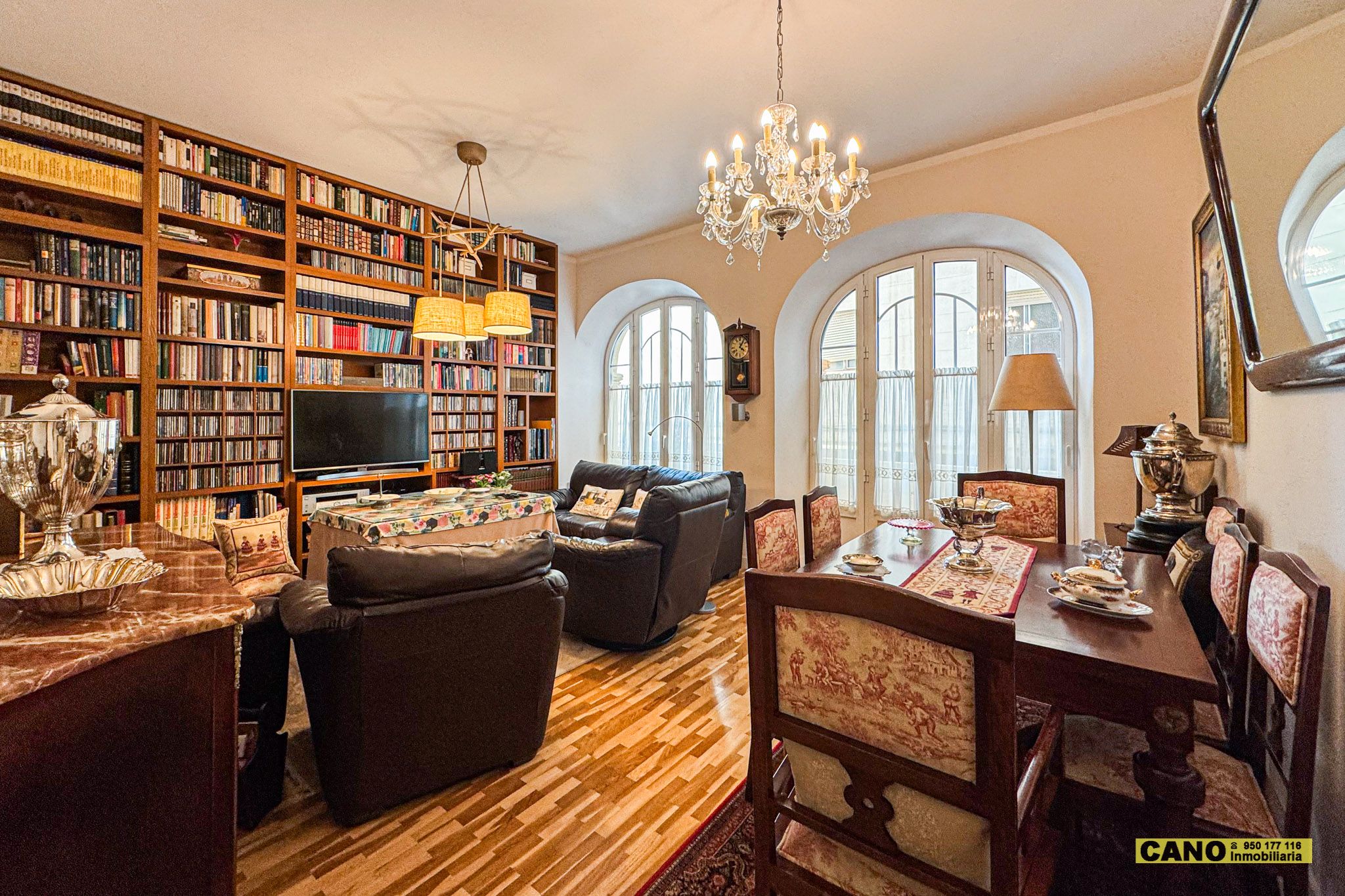 Living room of Flat for sale in  Almería Capital  with Air Conditioner and Heating