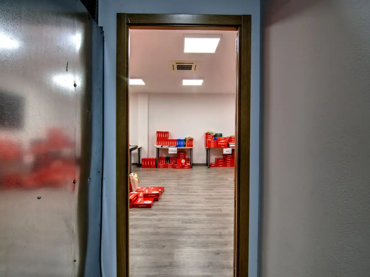 Local en venta en Alicante / Alacant con Aire acondicionado, Amueblado y Internet