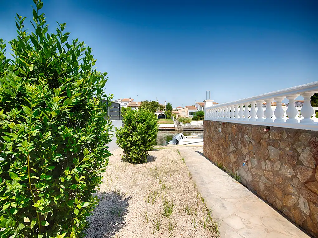 Casa con piscina en venta en Carrer Noguera, imagen 10