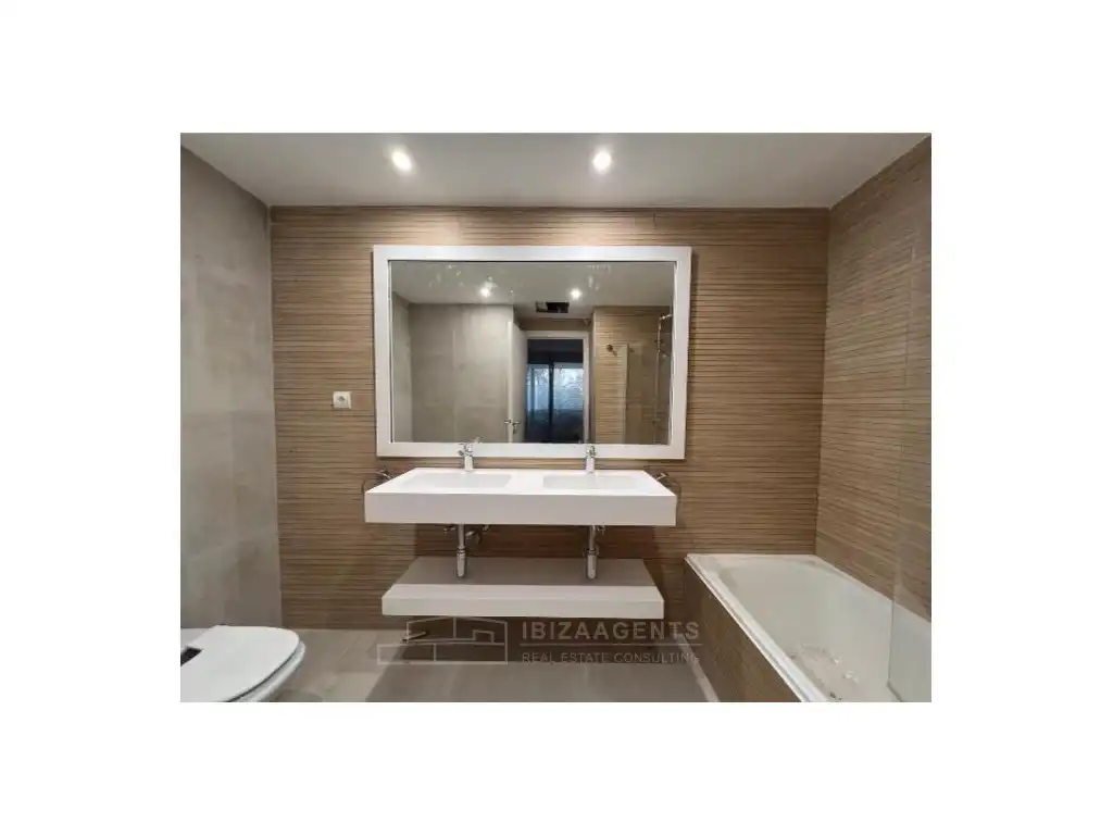 Apartment mit Terrasse zum Verkauf in Marina Botafoc - Platja de Talamanca, imagen 13