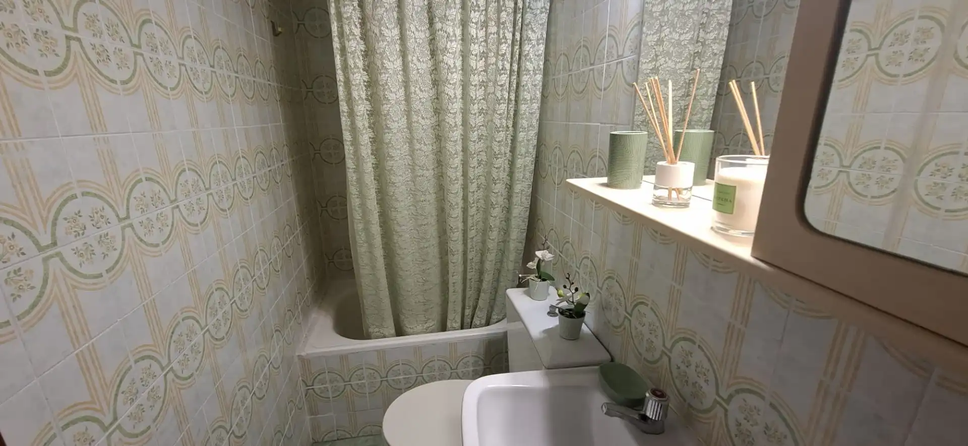 Bany de Pis en venda en Málaga amb Aire condicionat i Terrassa