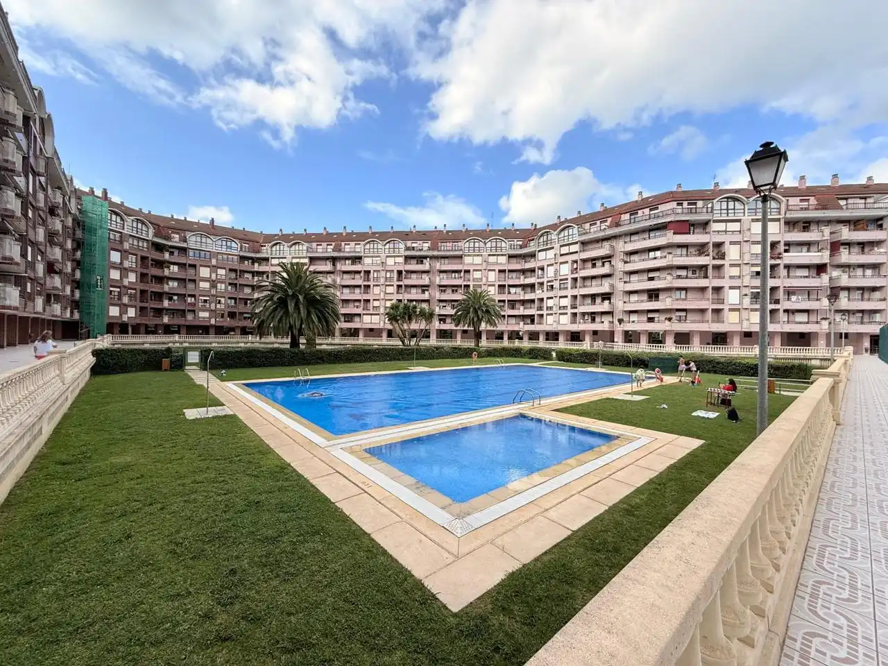 Swimming pool of Flat for sale in Castro-Urdiales  with Heating, Parquet flooring and Terrace