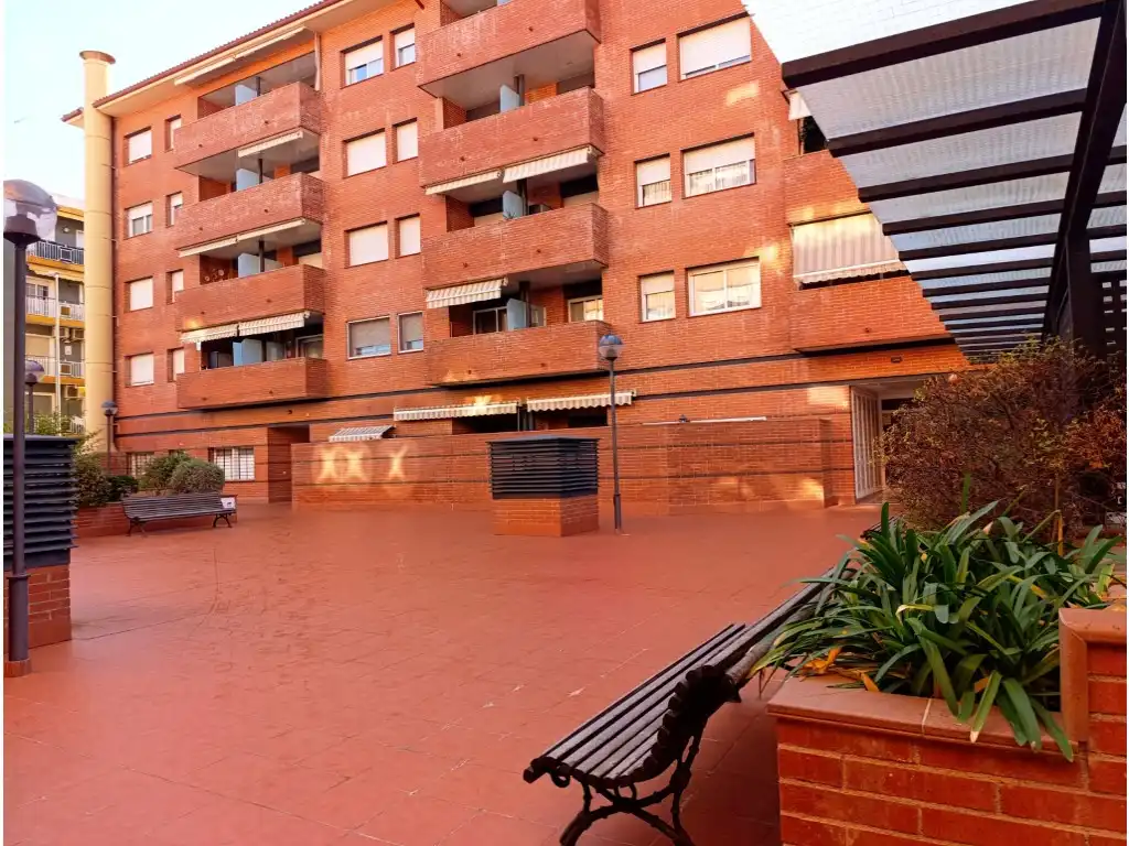Piso con ascensor en venta en Avenida Mediterrani, imagen 4