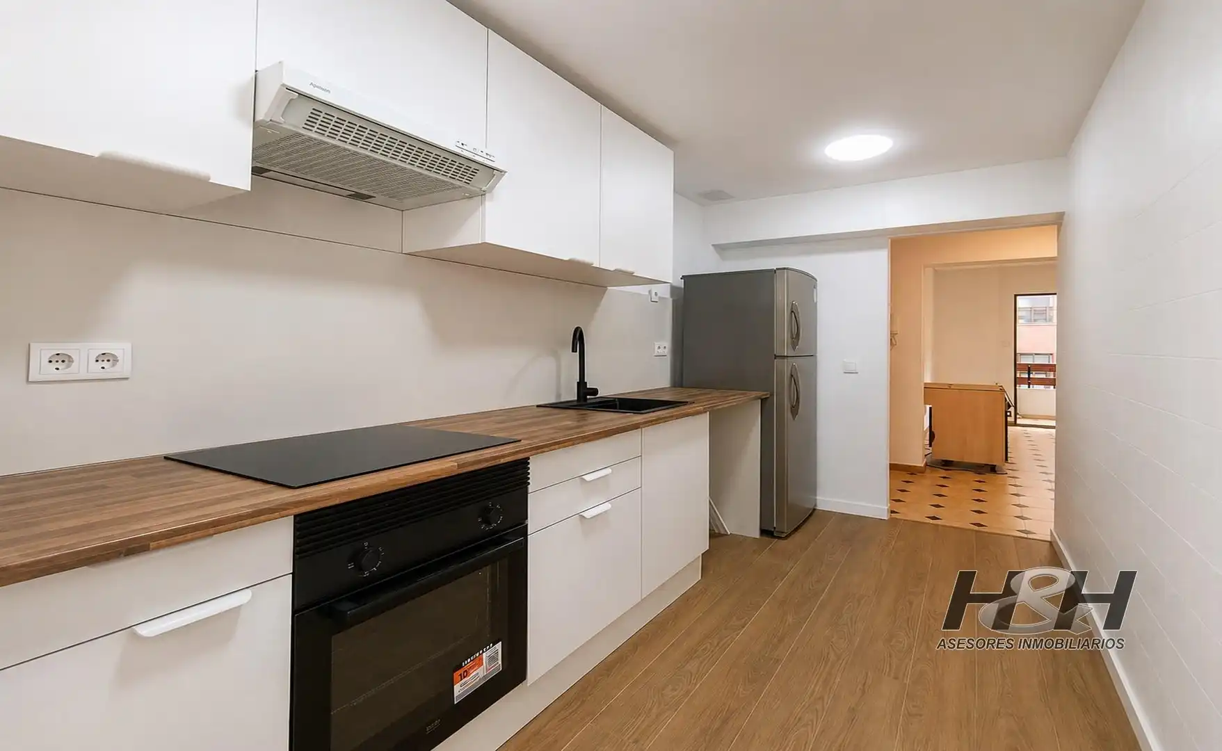 Cocina de Piso en venta en Godella con Balcón
