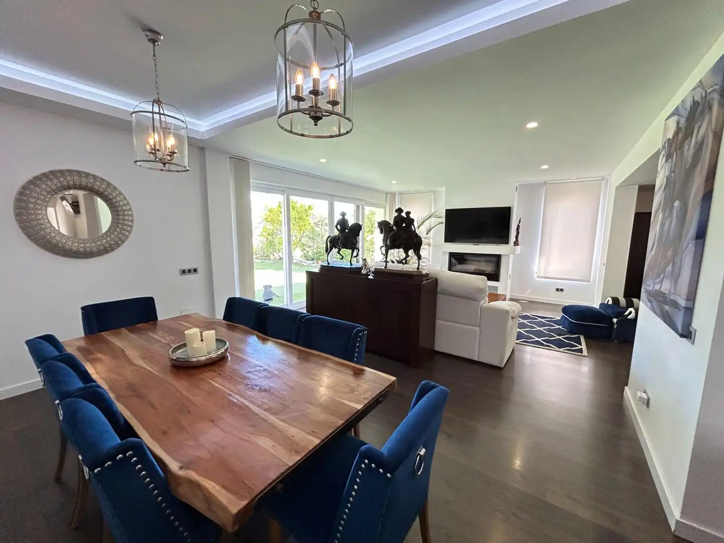 Comedor de Casa o chalet en venta en Coín con Aire acondicionado, Calefacción y Jardín privado