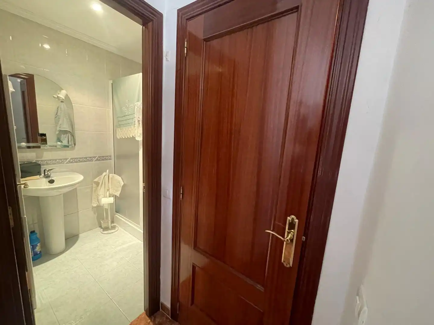 Baño de Apartamento en venta en Valdefuentes con Amueblado