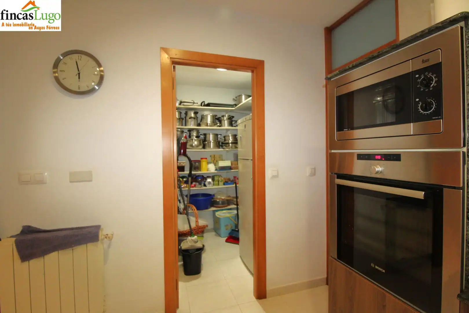 Cocina de Casa o chalet en venta en Guntín con Calefacción, Jardín privado y Terraza