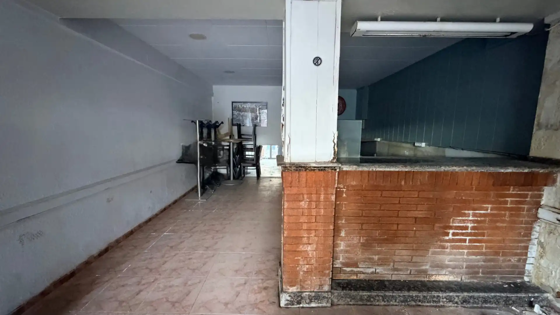 Cocina de Local en venta en Barcelona con Aire acondicionado, Calefacción y Amueblado