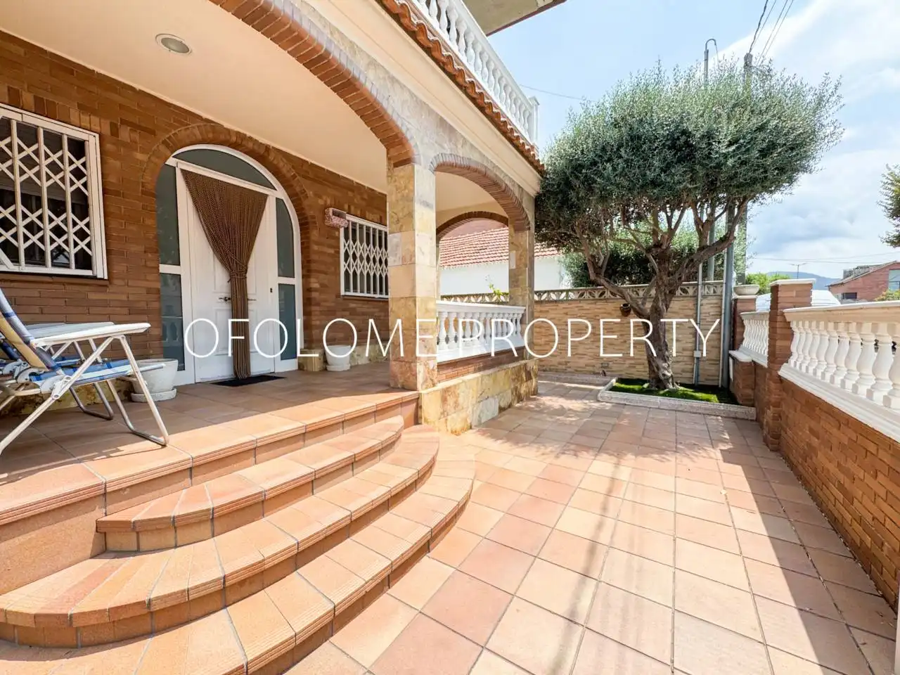 Vista exterior de Casa o chalet en venta en Santa Perpètua de Mogoda con Aire acondicionado, Calefacción y Jardín privado