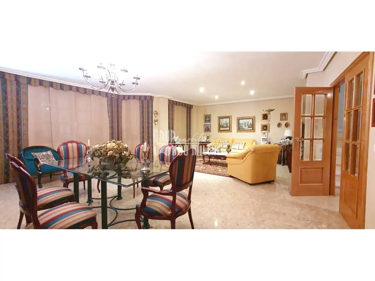 Sala de estar de Casa o chalet en venta en Alfafar con Aire acondicionado, Terraza y Amueblado