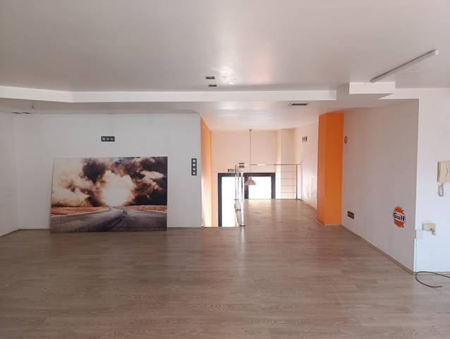 Local comercial en Alquiler en Calle Pinatar en San Pio X