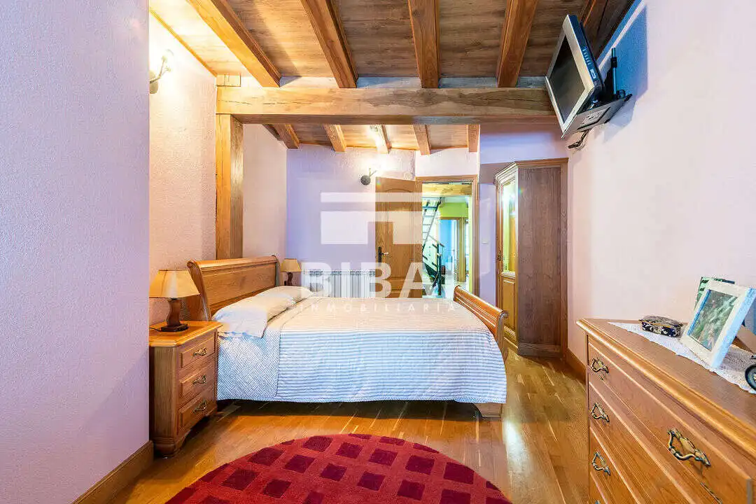Habitación de Casa o chalet en venta en Eskoriatza con Calefacción y Terraza