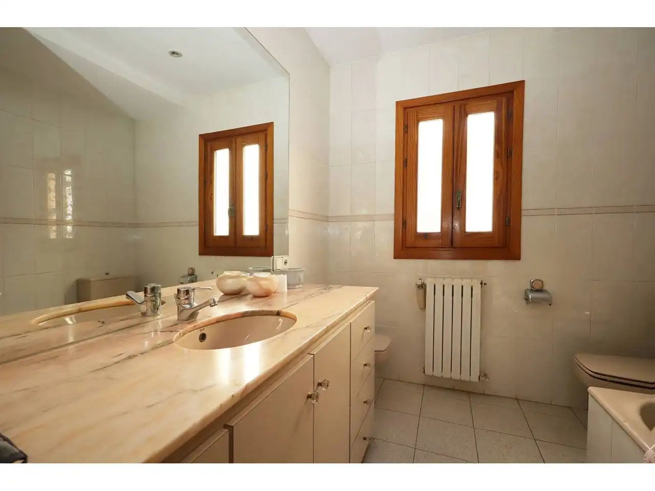Baño de Casa adosada en venta en Lloret de Mar con Calefacción, Terraza y Amueblado