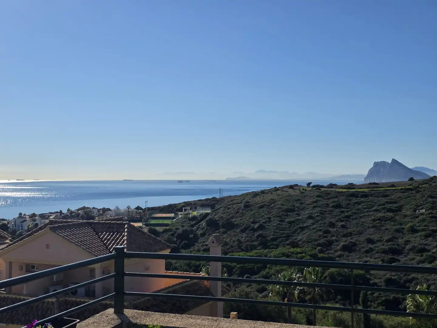 Vista exterior de Apartamento en venta en La Alcaidesa con Aire acondicionado, Terraza y Piscina
