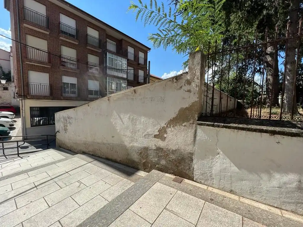 Vista exterior de Terreno industrial en venta en El Barco de Ávila 